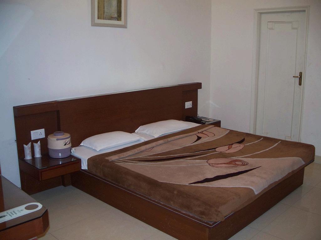 Hotel Sita Kiran Bareilly Exterior foto