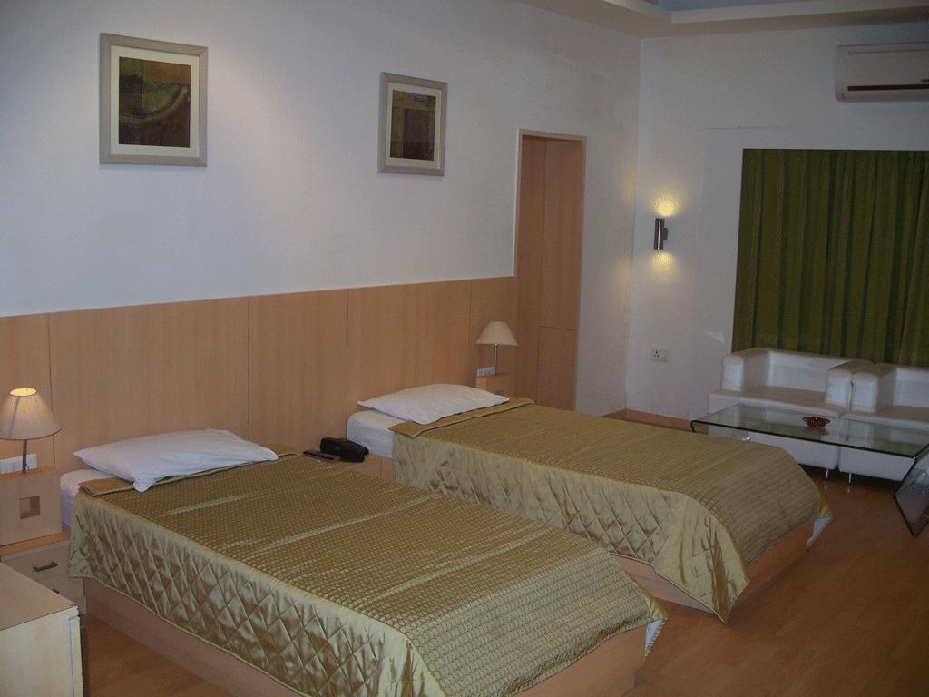 Hotel Sita Kiran Bareilly Exterior foto