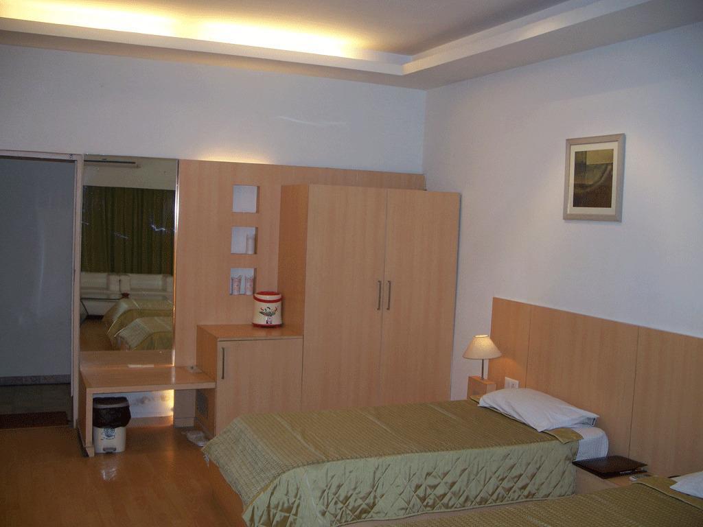 Hotel Sita Kiran Bareilly Exterior foto